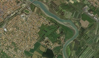 2019 'da Bretigny-sur-Orge' un kıyı, caddeleri ve altyapısı kuş bakışı bir bakış açısıyla ele alındı.