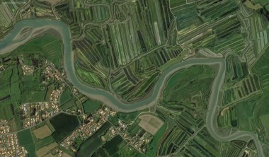 2019 'da Bretigny-sur-Orge' un kıyı, caddeleri ve altyapısı kuş bakışı bir bakış açısıyla ele alındı.