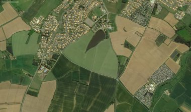 2019 'da Bretigny-sur-Orge' un kıyı, caddeleri ve altyapısı kuş bakışı bir bakış açısıyla ele alındı.