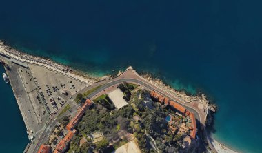 Fransa 'nın Cote d' azur tatil köyü. Kuş bakışı bir drone 'dan güzel.
