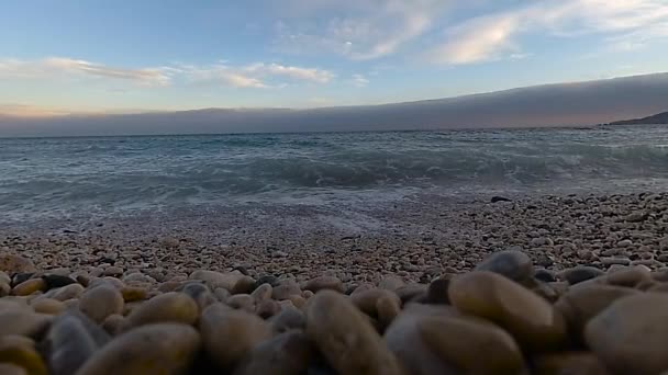 Langzame Motie Schietend Van Golven Zwarte Zee Kustlijn Krim Winter — Stockvideo