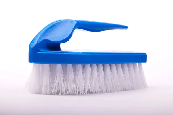 Escova Plástico Azul Para Limpar Superfícies Fundo Branco — Fotografia de Stock