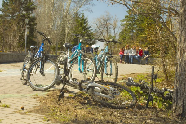 Park cykel paus med utsikt — Stockfoto