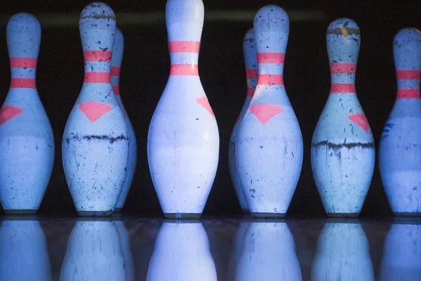 Bowling ve onların yansıması için beyaz şeker — Stok fotoğraf