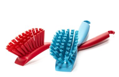 Beyaz bir arka plan üzerinde izole parlak plastik fırça.