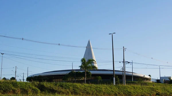 バスステーション サンパウロ ブラジル 南米のインテリアの都市バスステーション パノラマビューでのボトムアップビュー — ストック写真