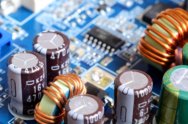 Close-up of inductors, capacitors and chips — Stock Photo, Image