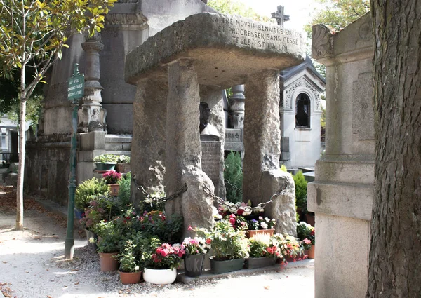 Grave Allan Kardec Pere Lachaise Cemetery Paris France — Stock Photo, Image