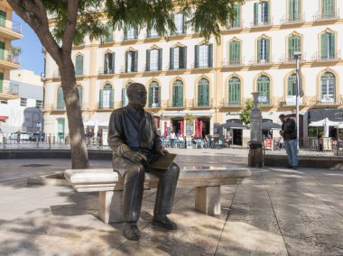 Pablo Picasso heykeli Plaza de la Merced, Malaga, İspanya