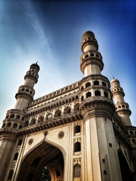 Charminar Das Symbolträchtige Gebäude Gehört Den Berühmtesten Touristischen Liebesstrukturen Indien lizenzfreie Stockfotos