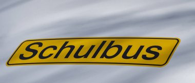 Almanya 'da bir okul otobüsüne yakın çekim. Çeviri: okul otobüsü için Almanca.