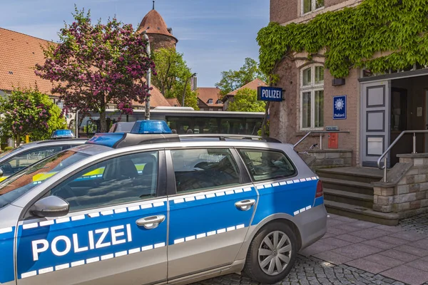 Dannenberg Németország 2019 Május Két Német Rendőrautó Parkol Egy Középkori — Stock Fotó