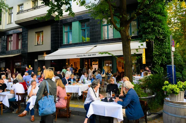 Berlin Germany June 2019 Fully Occupied Tables Chairs Street Festival — Stock Photo, Image