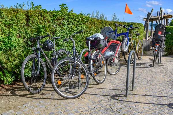 Bansin Alemania Septiembre 2019 Bicicletas Estacionadas Ciudad Costera Bansin Isla — Foto de Stock