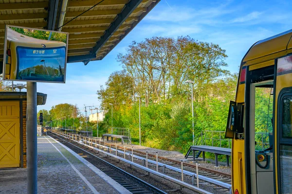 Berlín Alemania Octubre 2019 Plataforma Del Bahn Berlín Estación Berlin — Foto de Stock