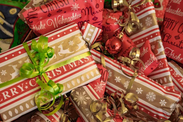 Завернутые Подарки Которые Являются Частью Рождественского Календаря — стоковое фото