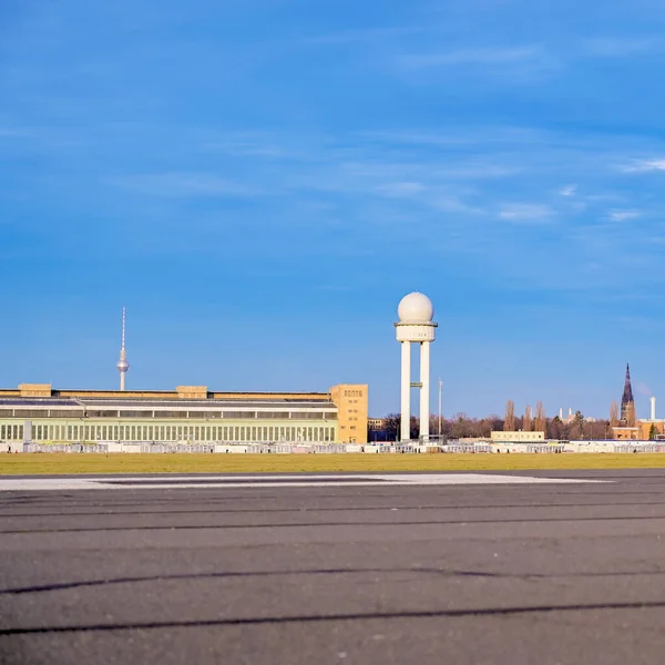 Berlim Alemanha Dezembro 2019 Vista Sobre Área Antigo Aeroporto Tempelhof — Fotografia de Stock