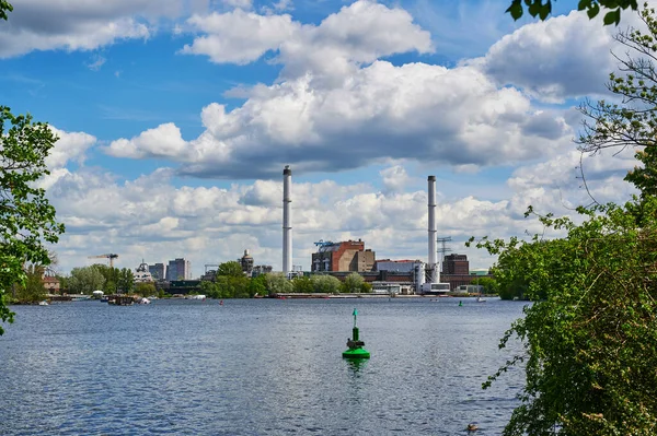 Берлін Німеччина Травня 2021 Сцена Біля Річки Спрі Берліні Трептоу — стокове фото