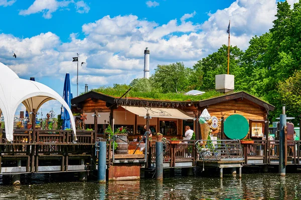 Берлін Німеччина Травня 2021 Екскурсійний Ресторан Берегах Річки Спре Районі — стокове фото