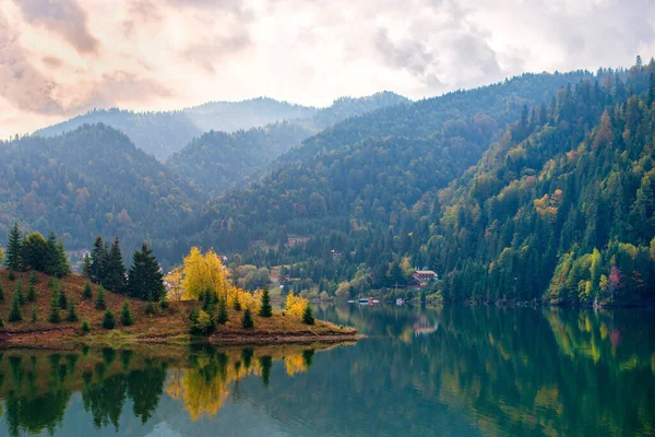 Flodbäckenet Colibita Lake Bistrita Ardeleana River Ligger Den Östra Delen — Stockfoto