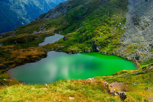 Hermoso Paisaje Del Lago Capra Las Montañas Fagaras — Foto de Stock