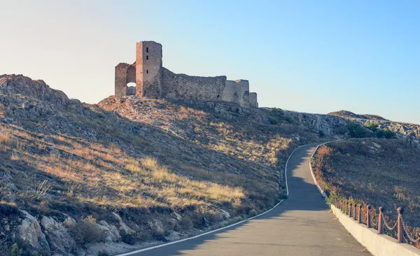 Ruínas da fortaleza de Enisala, Dobrogea, Roménia — Fotografia de Stock