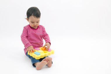 Küçük kız öğrenme şekilleri, erken eğitim ve bakım kavramı