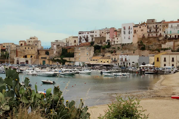 Средиземноморская деревня — стоковое фото