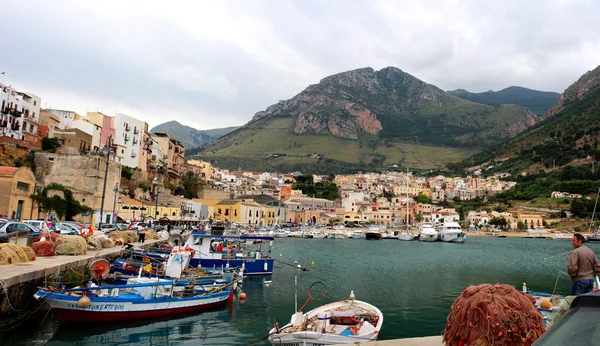 Portos de Castellammare del Golfo em trapani — Fotografia de Stock