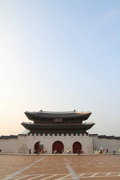 Gwang hwa mun gate i Seoul, South Korea — Stockfoto