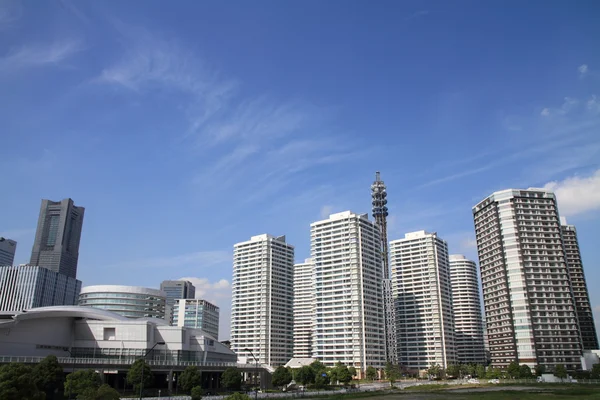 Yüksek katlı condominium Yokohama Minatomirai 21, Japonya — Stok fotoğraf