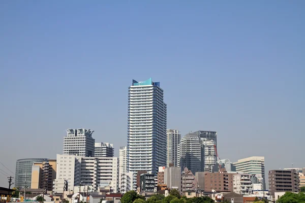 Höghus bostadsrätt i Yokohama Minatomirai 21, Japan — Stockfoto