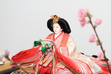 Hina bebeği (Japon geleneksel bebeği)