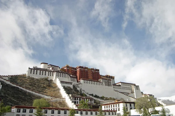 Palais Potala au Tibet, République populaire de Chine — Photo