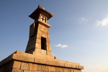 Eski taş fener Tomonoura, Hiroşima, Japonya