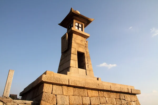 Antiguo farol de piedra en Tomonoura, Hiroshima, Japón — Foto de Stock