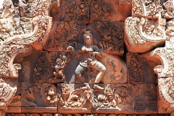 Alivio en Banteay Srei en Angkor, Siem Reap, Camboya —  Fotos de Stock