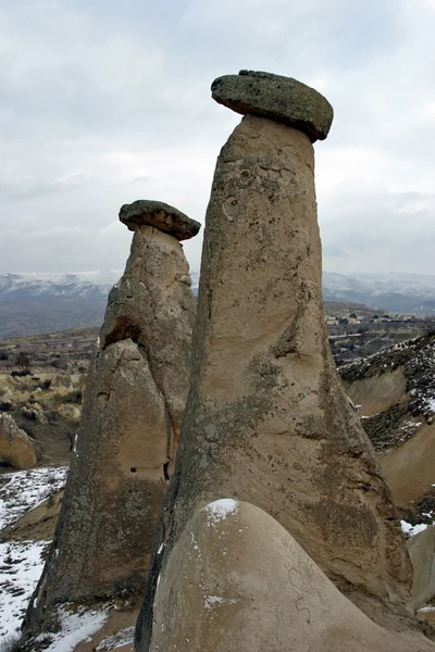 Bajeczne kominy w Ürgüp, Kapadocja, Turcja — Zdjęcie stockowe