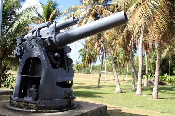 Pistola costera en Guam, Micronesia — Foto de Stock