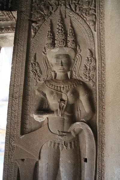 Devata afbeelding in Angkor Wat in Siem Reap, Cambodja — Stockfoto