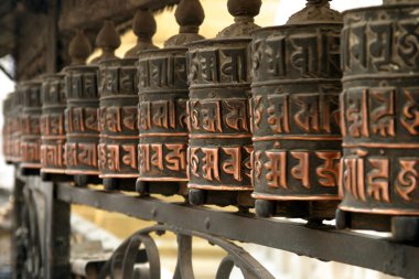 Mani direksiyon başında Swayambhunath Katmandu, Nepal