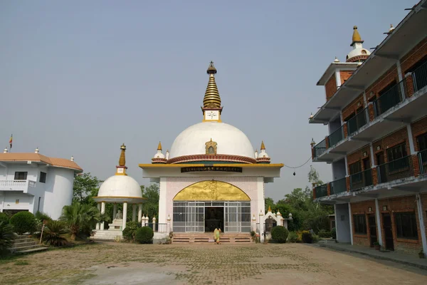 尼泊尔Lumbini的尼泊尔尼姑寺 — 图库照片