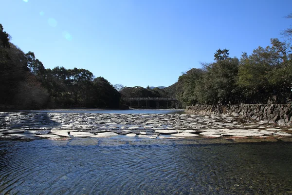 Río Isuzu y puente Uji en Ise, Mie, Japón — Foto de Stock