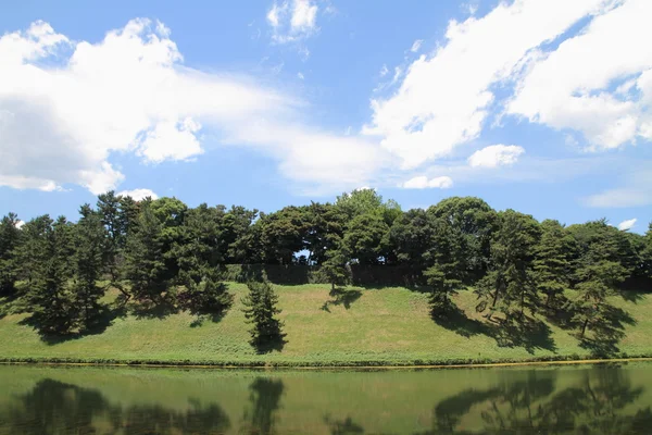 Sakurada foso del castillo de Edo en Tokio, Japón — Foto de Stock