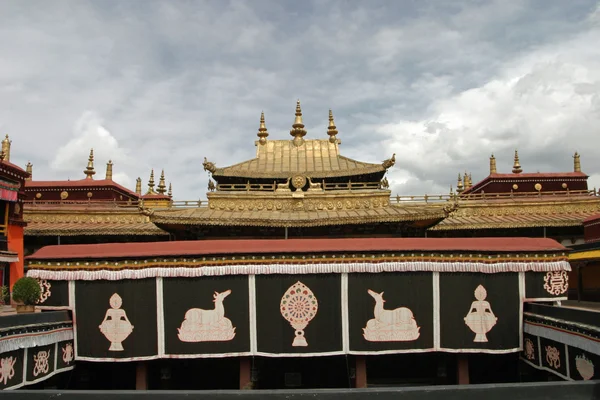 Temple Jokhang au Tibet, République populaire de Chine — Photo