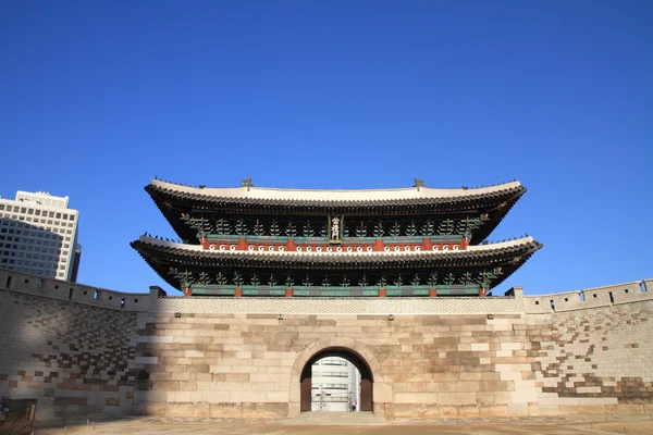 Nam dae mun gate i Seoul, South Korea — Stockfoto