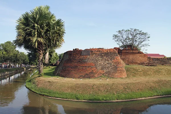 Moat in Chiang Mai, Thailand — Stock Photo, Image