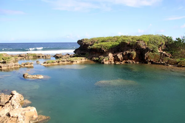 Inarajan naturalny basen w Guam, Mikronezja — Zdjęcie stockowe