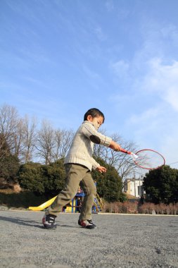 Japon çocuk badminton (4 yaşında oynamaya)