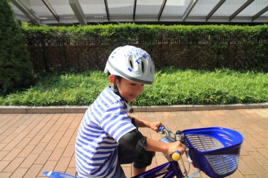 Japon çocuk bisiklet (5 yaşında sürme)